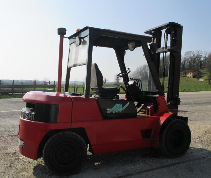 Mitsubishi FD40 - Empilhador: foto 1 Mitsubishi FD40 - Empilhador: foto 1