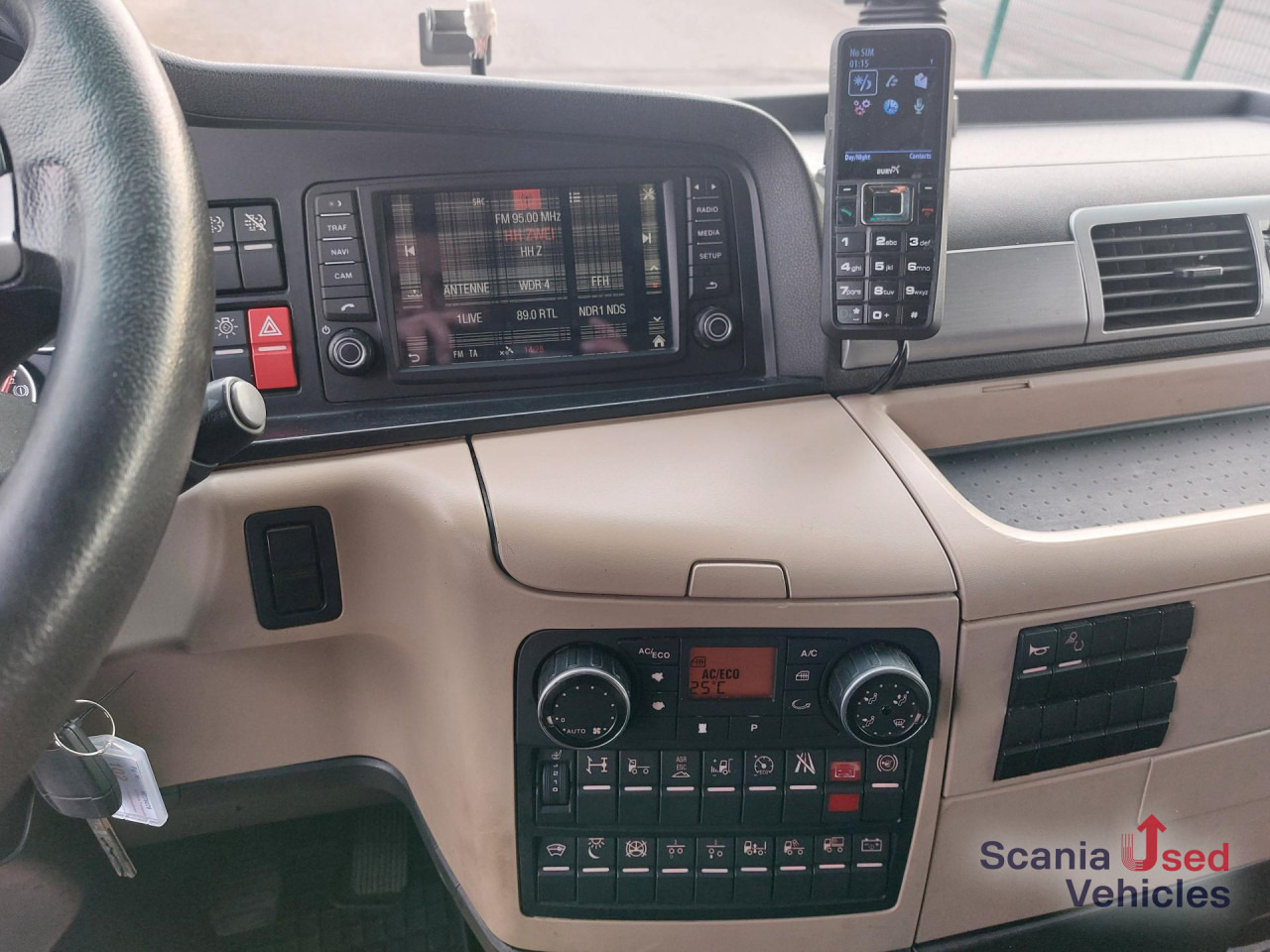 MAN TGX 18.500LL Low Liner - Tractor: foto 3 MAN TGX 18.500LL Low Liner - Tractor: foto 3