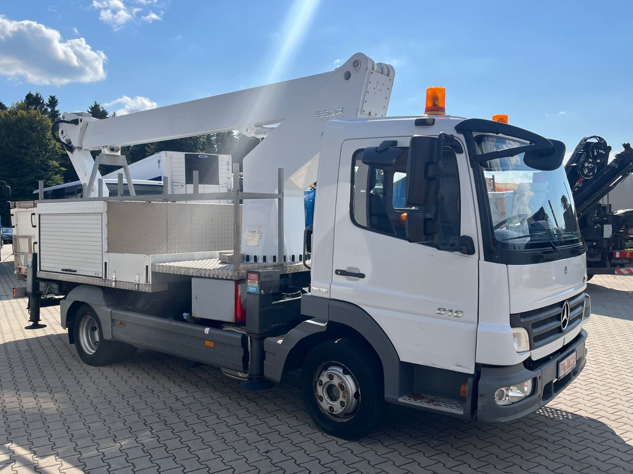 Mercedes-Benz Atego 816 ESDA TG 1800 Steiger 1000V isoliert - Caminhão com plataforma aérea: foto 4 Mercedes-Benz Atego 816 ESDA TG 1800 Steiger 1000V isoliert - Caminhão com plataforma aérea: foto 4
