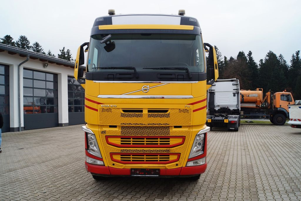 Volvo FH 500 Holztrans. mit Penz 12Z9 Holzkran Volvo FH 500 Holztrans. mit Penz 12Z9 Holzkran - Camião de transporte de madeira, Camião grua: foto 3 Volvo FH 500 Holztrans. mit Penz 12Z9 Holzkran Volvo FH 500 Holztrans. mit Penz 12Z9 Holzkran - Camião de transporte de madeira, Camião grua: foto 3