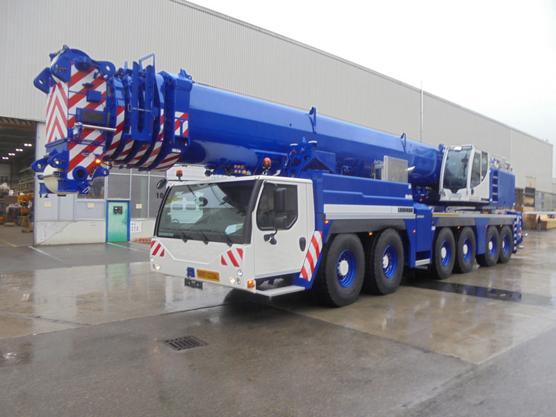 Liebherr LTM 1350-6.1 - Grua móvel: foto 1 Liebherr LTM 1350-6.1 - Grua móvel: foto 1