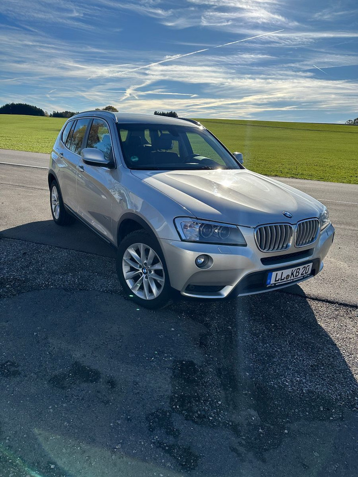 BMW X3 Baureihe X3 xDrive 30 d - SUV: foto 3 BMW X3 Baureihe X3 xDrive 30 d - SUV: foto 3