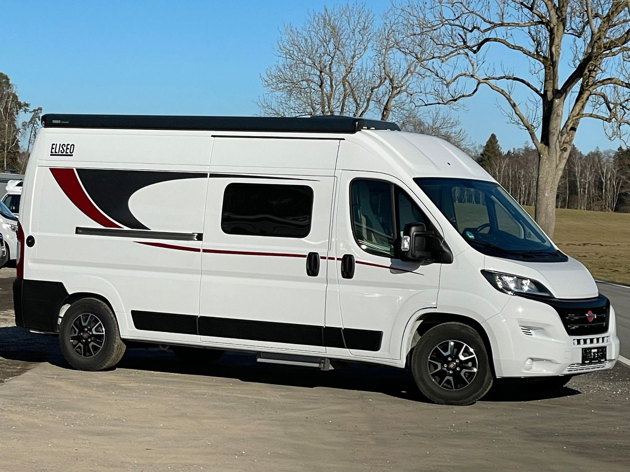 Bürstner Eliseo C 602 *Navi, Markise, RFK - Campervan: foto 2 Bürstner Eliseo C 602 *Navi, Markise, RFK - Campervan: foto 2