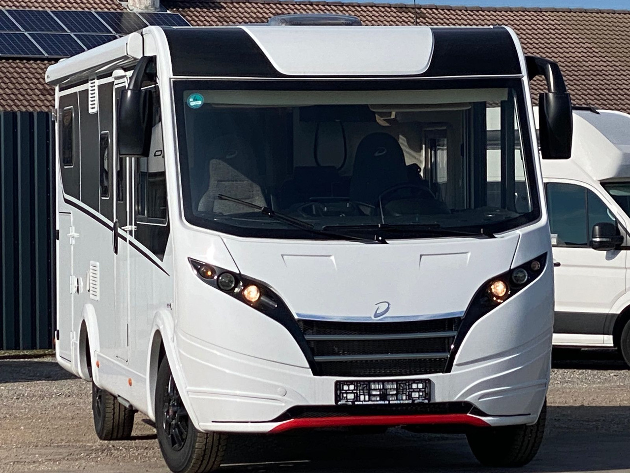 Dethleffs Globebus I 6,Ländbetten, Hubbett,4 personen - Autocaravana integral: foto 1 Dethleffs Globebus I 6,Ländbetten, Hubbett,4 personen - Autocaravana integral: foto 1