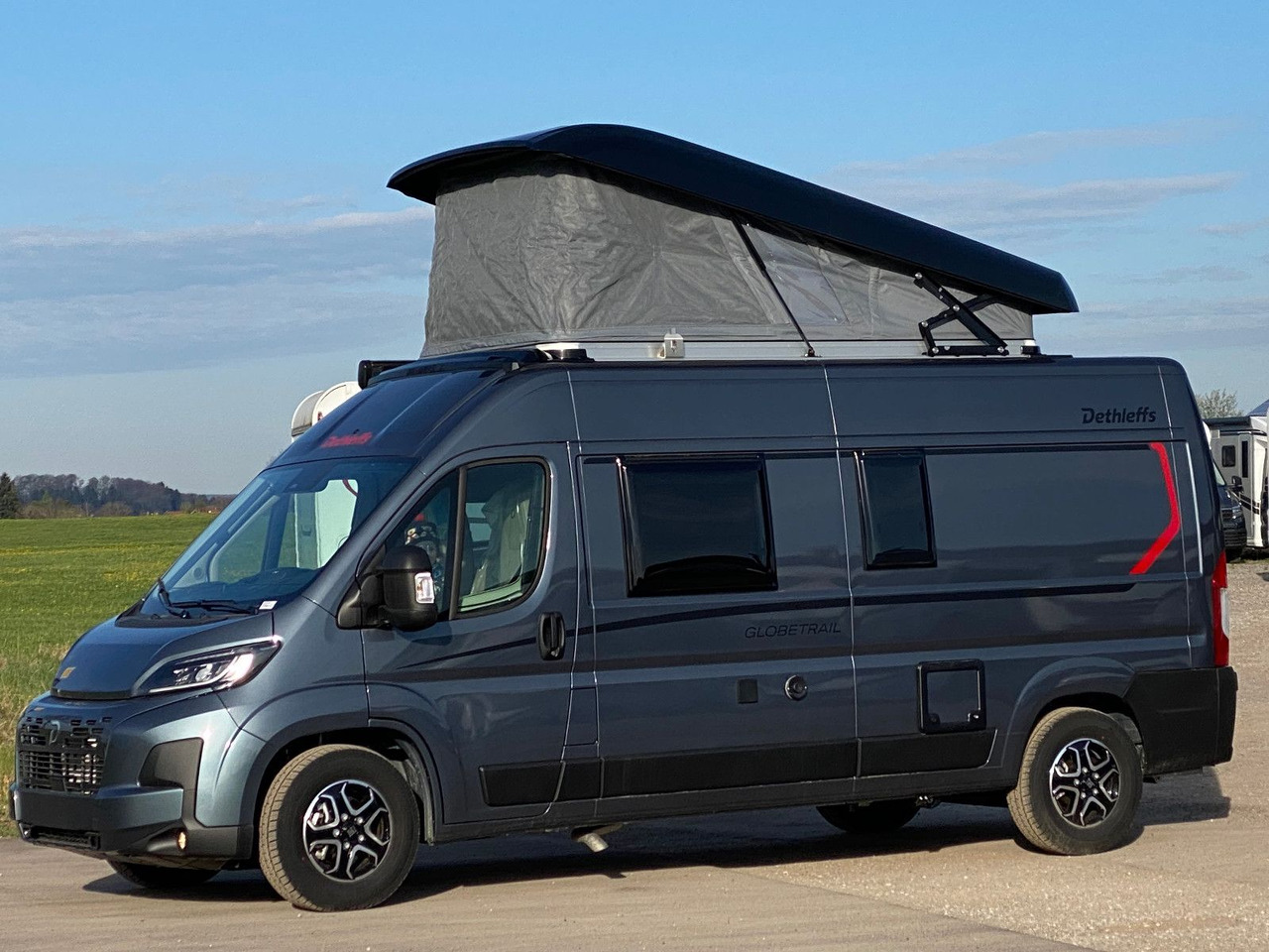 Dethleffs Globetrail 600 DK *2025*Automatik,Aufstelldach - Campervan: foto 2 Dethleffs Globetrail 600 DK *2025*Automatik,Aufstelldach - Campervan: foto 2