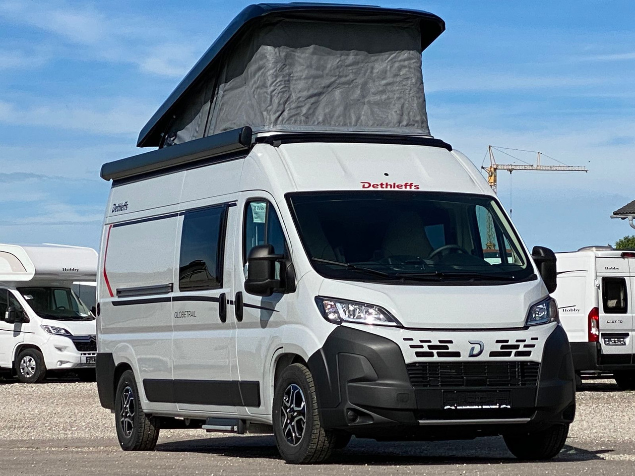 Dethleffs Globetrail 600 DS *2025*Automatik,Aufstelldach - Campervan: foto 1 Dethleffs Globetrail 600 DS *2025*Automatik,Aufstelldach - Campervan: foto 1