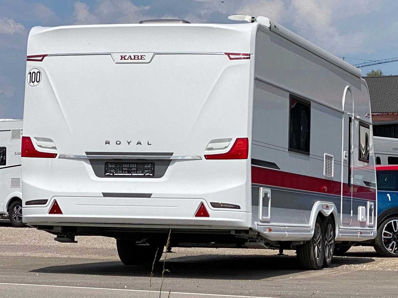 Kabe Royal 740 TDL KS, Voll Ausstattung, Hubstützen - Caravana: foto 5 Kabe Royal 740 TDL KS, Voll Ausstattung, Hubstützen - Caravana: foto 5