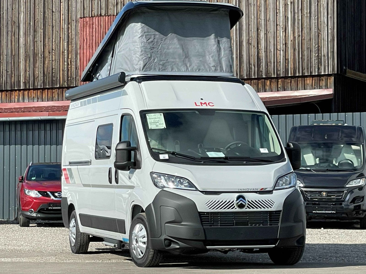 LMC INNOVAN 600 ,ASD, Aufstelldach,26 Modell,Navi - Campervan: foto 2 LMC INNOVAN 600 ,ASD, Aufstelldach,26 Modell,Navi - Campervan: foto 2