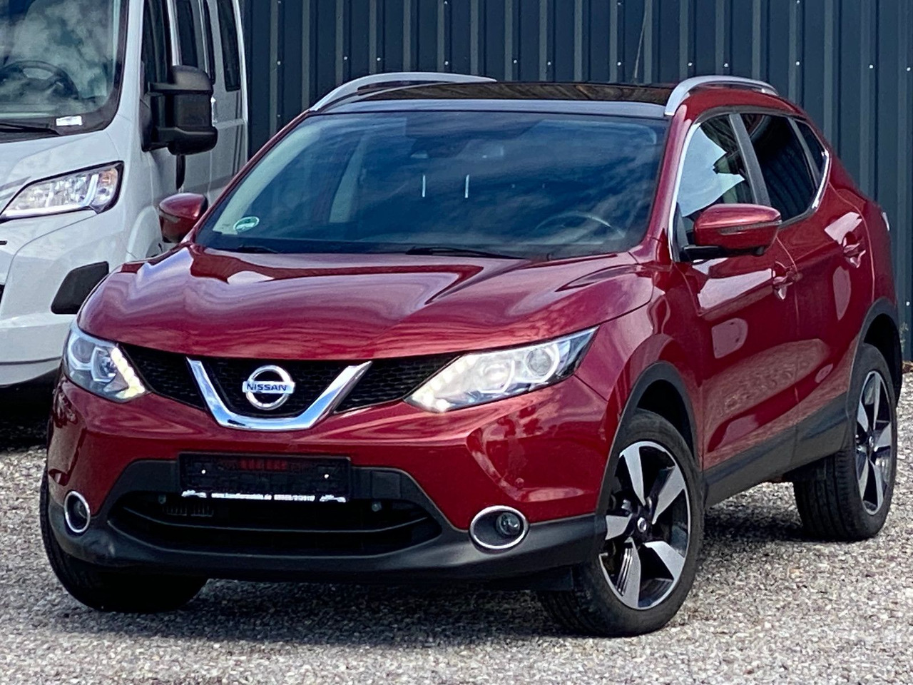 Nissan Qashqai 360° 4x4 - SUV: foto 1 Nissan Qashqai 360° 4x4 - SUV: foto 1