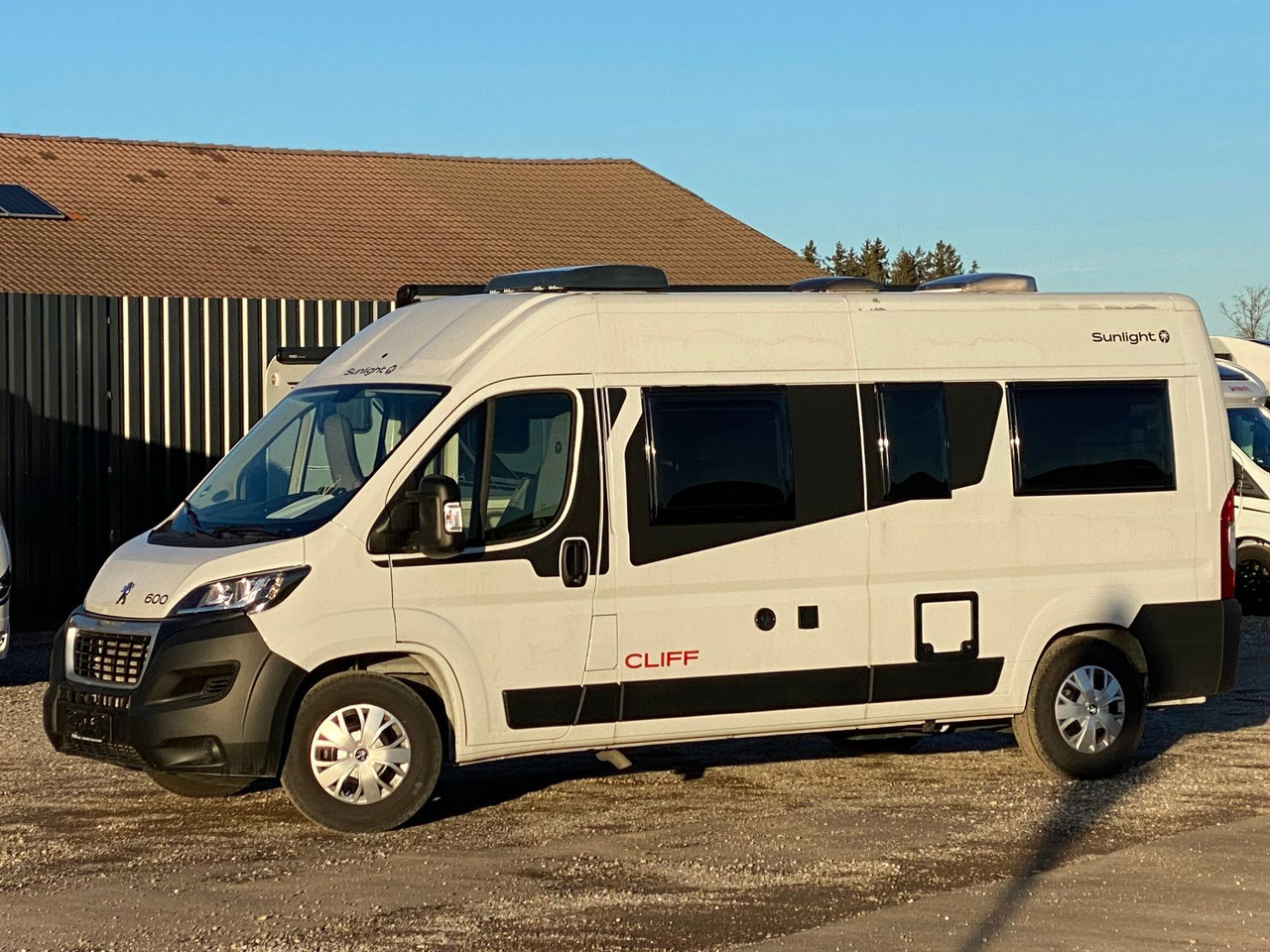 Sunlight Camper Van Cliff 600 Entry - Campervan: foto 4 Sunlight Camper Van Cliff 600 Entry - Campervan: foto 4