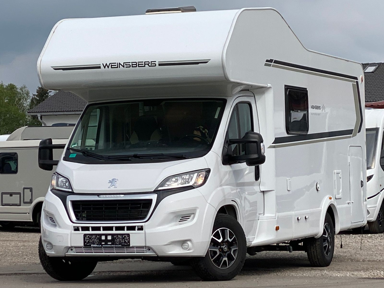 Weinsberg CaraHome 650 DG Markise / Heckträger /Navi+RFK - Autocaravana capucine: foto 1 Weinsberg CaraHome 650 DG Markise / Heckträger /Navi+RFK - Autocaravana capucine: foto 1