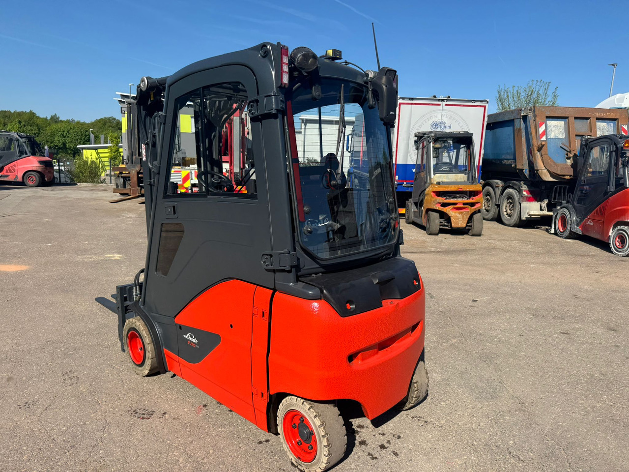 LINDE E20PHL-02 Elektro Triplex Kabine Heizung integriertes Ladegerät - Empilhador elétrico: foto 4 LINDE E20PHL-02 Elektro Triplex Kabine Heizung integriertes Ladegerät - Empilhador elétrico: foto 4