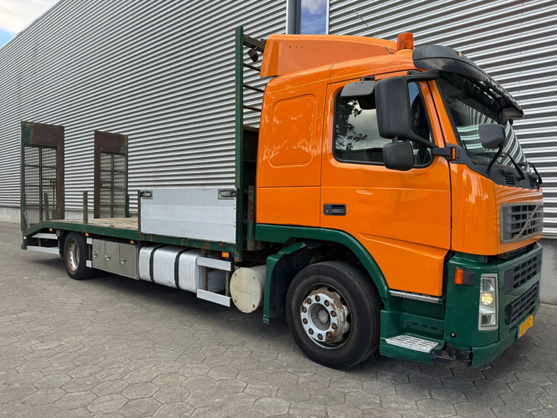 Volvo FM 300 / Machine Transport / Hydraulic Ramp / Klima / TUV:7-2025 / NL Truck - Camião: foto 2 Volvo FM 300 / Machine Transport / Hydraulic Ramp / Klima / TUV:7-2025 / NL Truck - Camião: foto 2