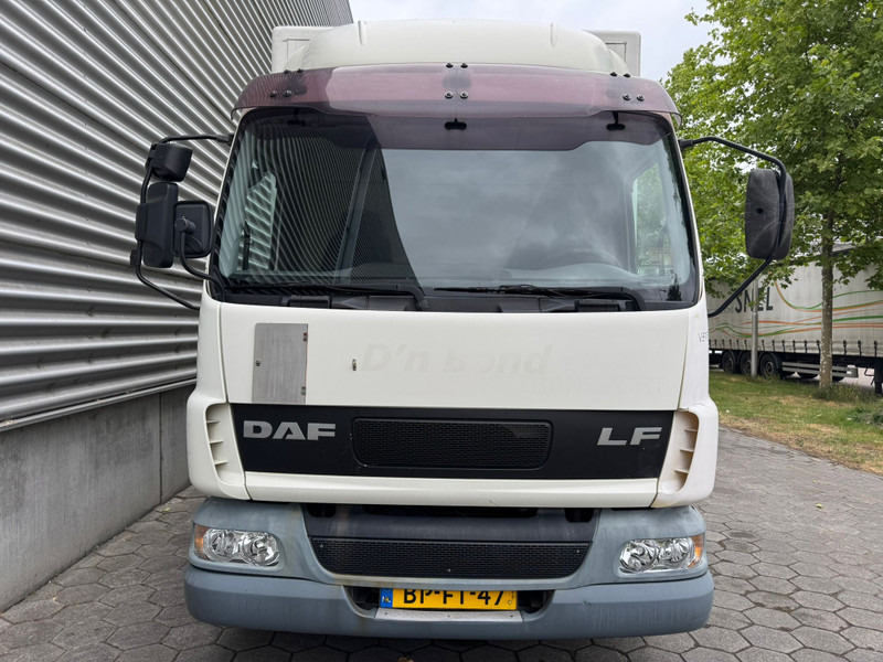 DAF LF 45.150 / Manual / Euro 3 / Tail Lift / TUV: 2-2026 / NL truck - Camião furgão: foto 5 DAF LF 45.150 / Manual / Euro 3 / Tail Lift / TUV: 2-2026 / NL truck - Camião furgão: foto 5