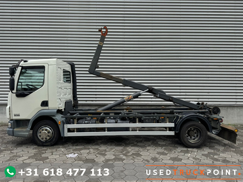 DAF LF 45.180 / Hook System / Manual / TUV: 11-2025 / Belgium Truck - Camião polibenne: foto 1 DAF LF 45.180 / Hook System / Manual / TUV: 11-2025 / Belgium Truck - Camião polibenne: foto 1