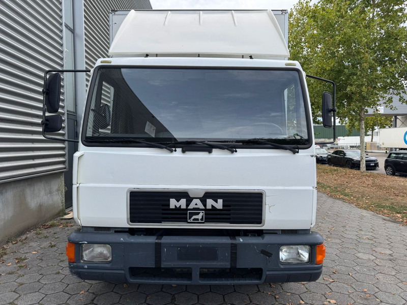 MAN 8.163 / Tail Lift / Manual / 3 Seats / Belgium Truck - Camião furgão: foto 5 MAN 8.163 / Tail Lift / Manual / 3 Seats / Belgium Truck - Camião furgão: foto 5