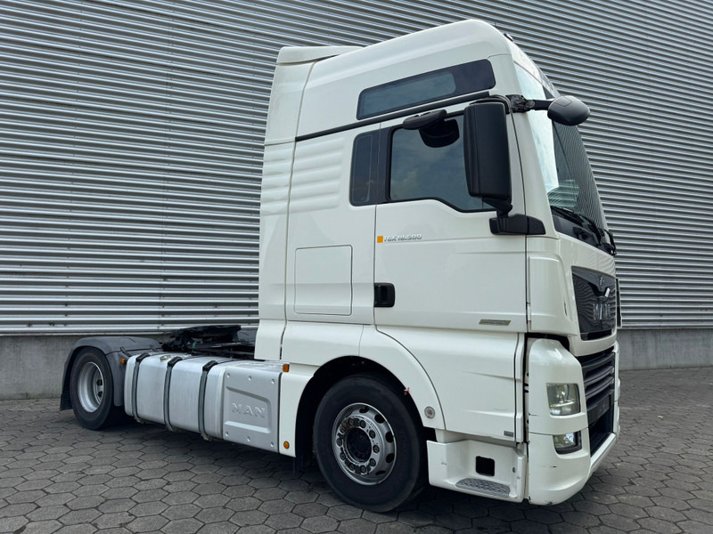 MAN TGX 18.500 XXL / Intarder / Roof Klima / 2 Tanks - Tractor: foto 2 MAN TGX 18.500 XXL / Intarder / Roof Klima / 2 Tanks - Tractor: foto 2