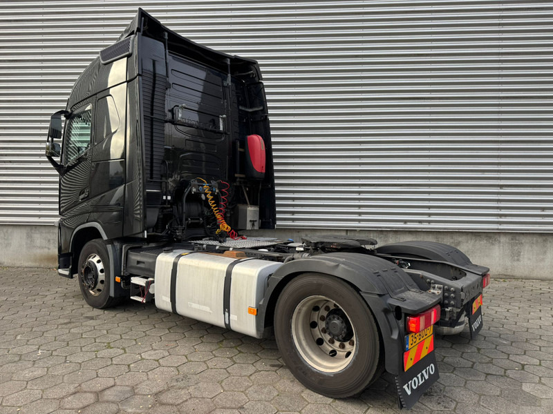 Volvo FH 420 / I-Shift / ADR / 2 Tanks / Euro 6 / NL Truck - Tractor: foto 3 Volvo FH 420 / I-Shift / ADR / 2 Tanks / Euro 6 / NL Truck - Tractor: foto 3