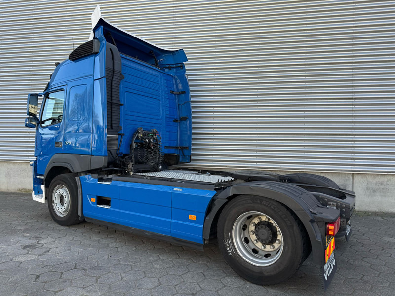 Volvo FM 370 / 2 Tanks / I-Shift / NL Truck - Tractor: foto 3 Volvo FM 370 / 2 Tanks / I-Shift / NL Truck - Tractor: foto 3