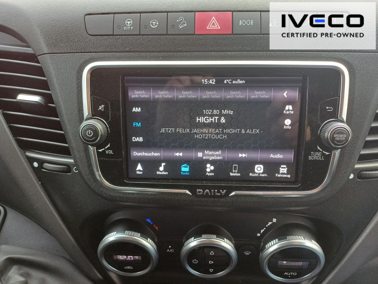 IVECO Daily 35S14NA8V/P CNG Euro6 Klima AHK Navi ZV - Furgão: foto 3 IVECO Daily 35S14NA8V/P CNG Euro6 Klima AHK Navi ZV - Furgão: foto 3