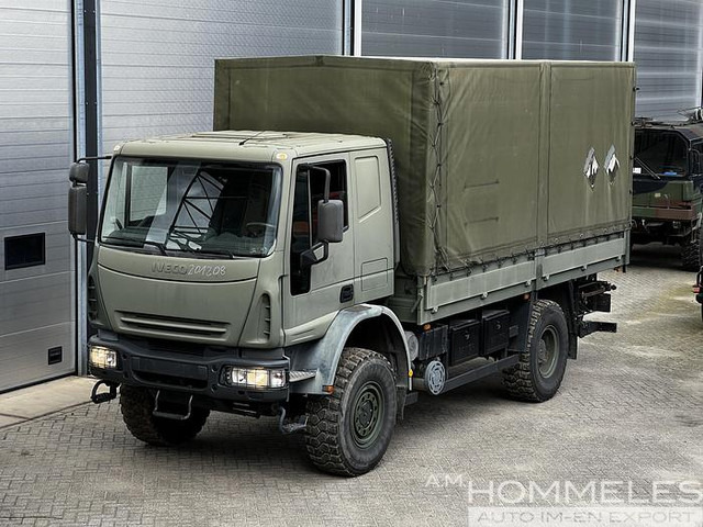 Iveco 140 E 4x4 - Camião de caixa aberta/ Plataforma: foto 2 Iveco 140 E 4x4 - Camião de caixa aberta/ Plataforma: foto 2