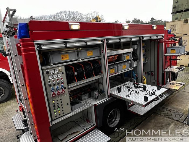 MAN LE 14.250 rescue vehicle - Carro de bombeiro: foto 4 MAN LE 14.250 rescue vehicle - Carro de bombeiro: foto 4
