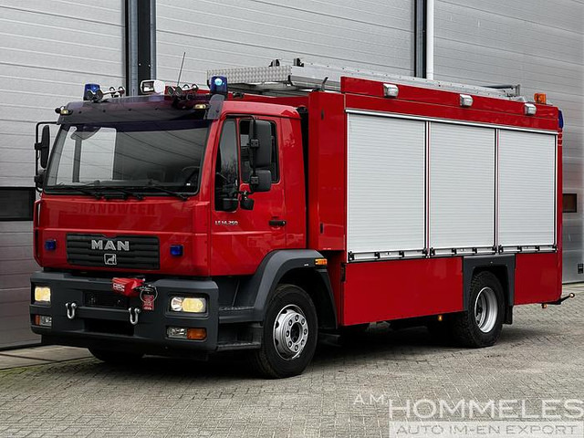 MAN LE 14.250 rescue vehicle - Carro de bombeiro: foto 2 MAN LE 14.250 rescue vehicle - Carro de bombeiro: foto 2