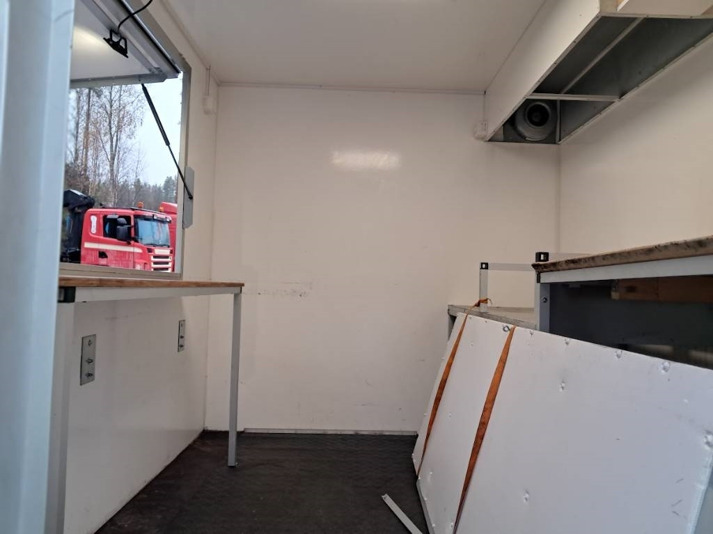 JJ-Trailer MV 3000FB Myyntivaunu - Reboque para carros: foto 3 JJ-Trailer MV 3000FB Myyntivaunu - Reboque para carros: foto 3