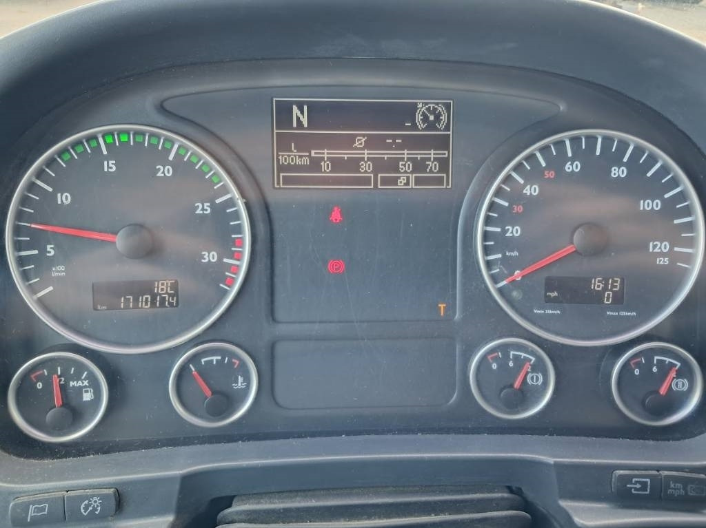 MAN TGL 8.150 Hiab 066-2 10v tarkastettu - Camião grua: foto 5 MAN TGL 8.150 Hiab 066-2 10v tarkastettu - Camião grua: foto 5