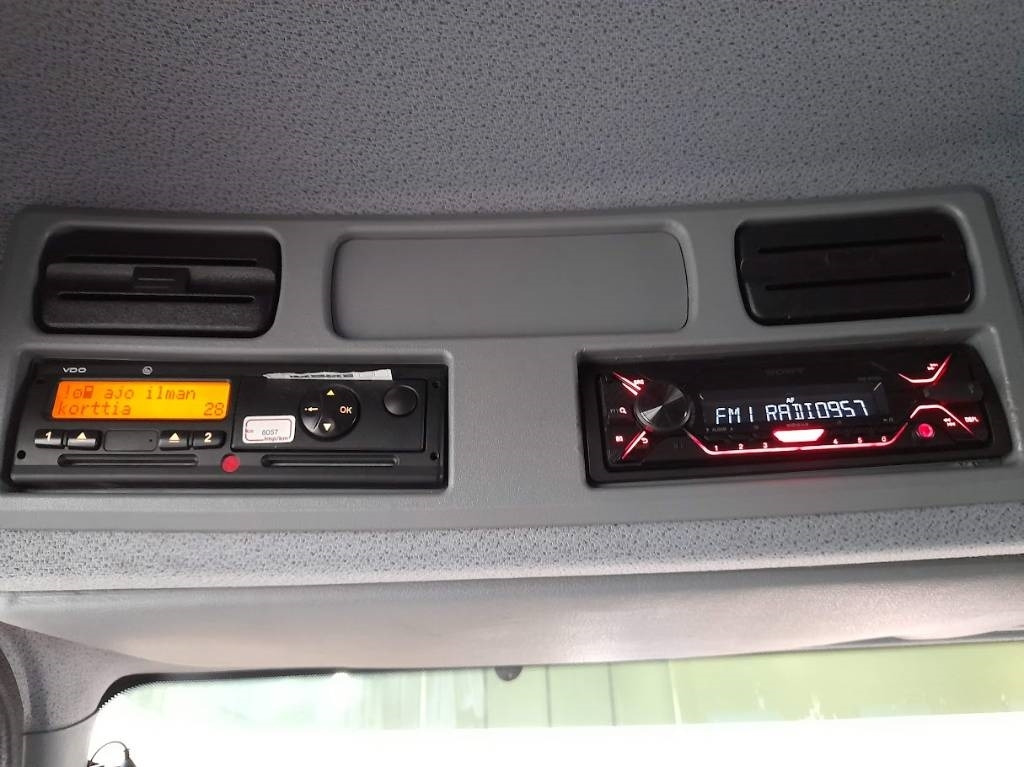 Camião frigorífico Mercedes-Benz Atego 821: foto 7