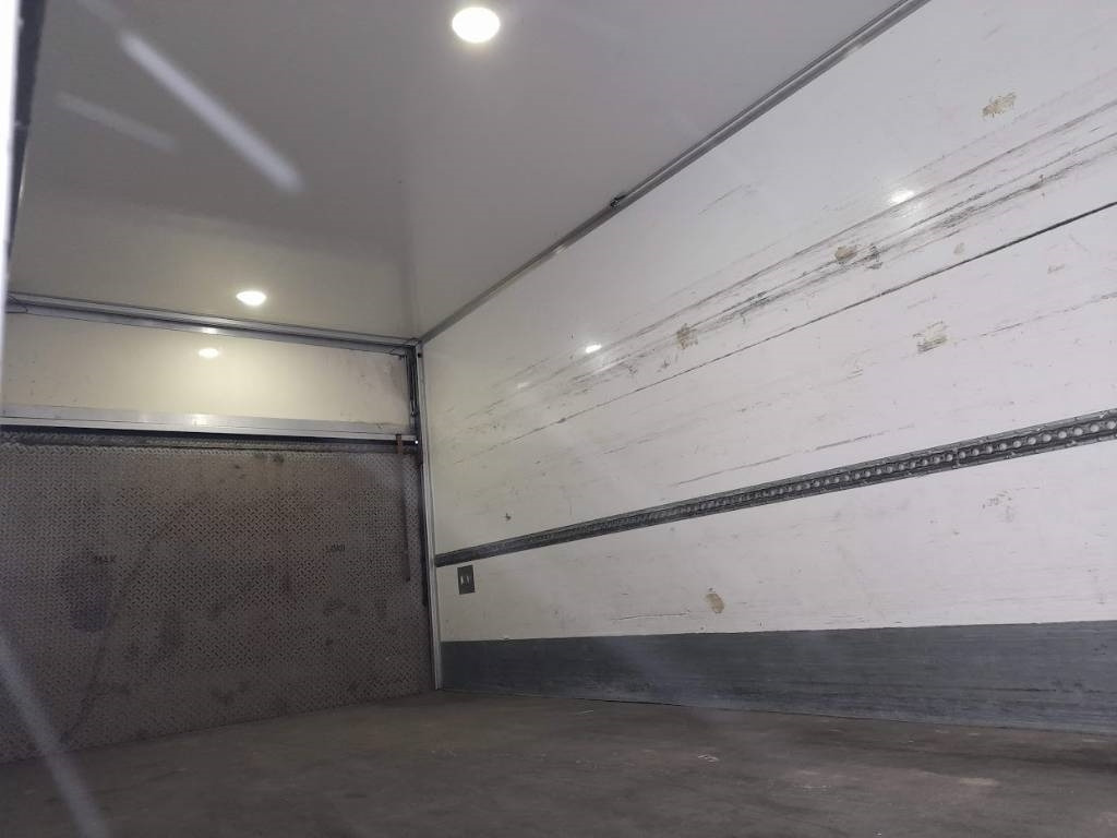 Mercedes-Benz Atego 918 Euro 6  - Camião frigorífico: foto 4 Mercedes-Benz Atego 918 Euro 6  - Camião frigorífico: foto 4