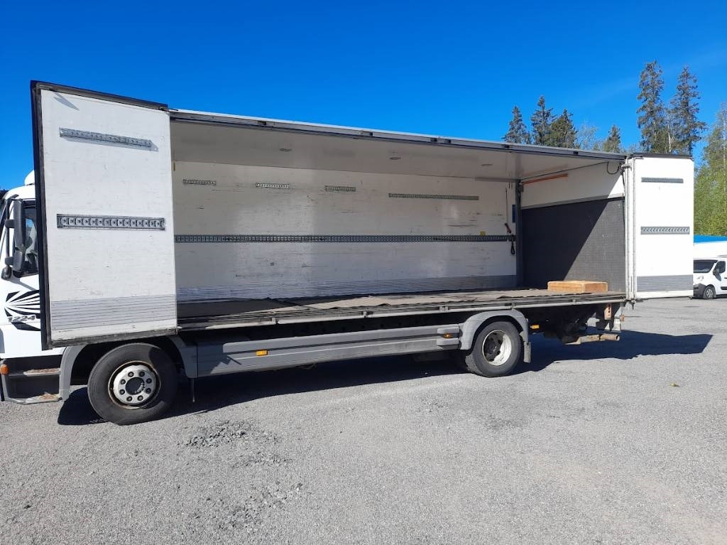 Mercedes-Benz Atego - Camião furgão: foto 1 Mercedes-Benz Atego - Camião furgão: foto 1