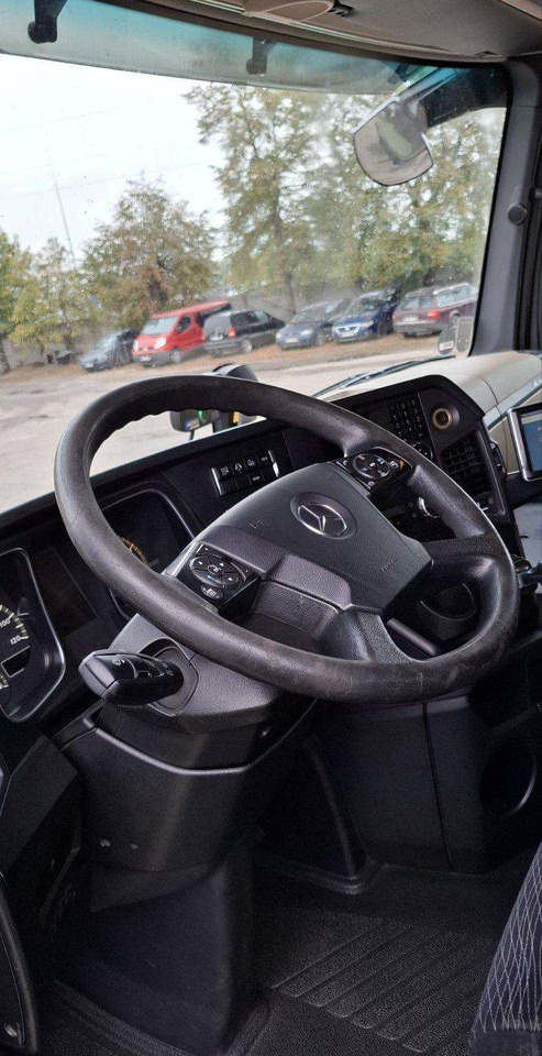 Mercedes-Benz Actros - Tractor: foto 2 Mercedes-Benz Actros - Tractor: foto 2