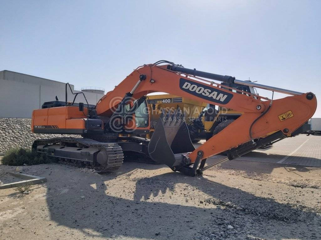 DOOSAN DX300 LCA – CRAWLER EXCAVATOR OPERATING WEIGHT 29.6 TON WITH 1.47 CBM BUCKET (HEAVY DUTY) SHOE 800MM TG MY2022 - Escavadora de rastos: foto 4 DOOSAN DX300 LCA – CRAWLER EXCAVATOR OPERATING WEIGHT 29.6 TON WITH 1.47 CBM BUCKET (HEAVY DUTY) SHOE 800MM TG MY2022 - Escavadora de rastos: foto 4
