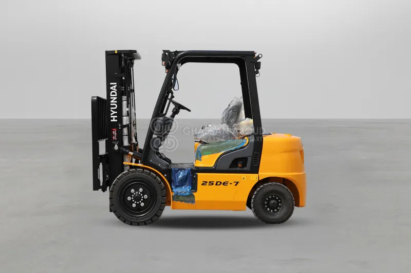 Hyundai Forklift 25DE-7 2.5 TONS DIESEL 3 STAGE - Empilhador a diesel: foto 2 Hyundai Forklift 25DE-7 2.5 TONS DIESEL 3 STAGE - Empilhador a diesel: foto 2