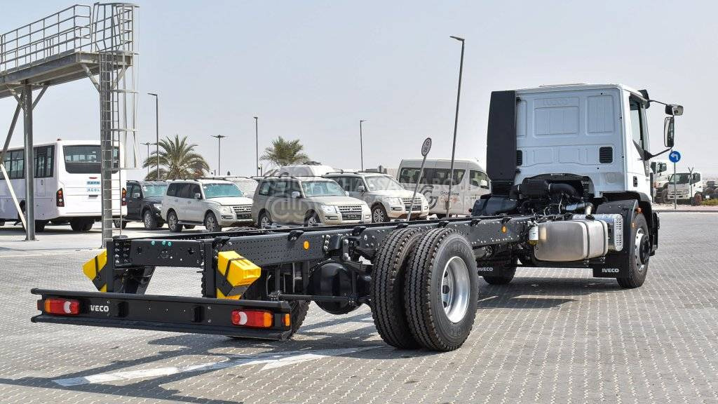 Camião chassi novo IVECO EUROCARGO Chassis 4×2, WB 6210 GVW 19 Ton Approx MY23: foto 8