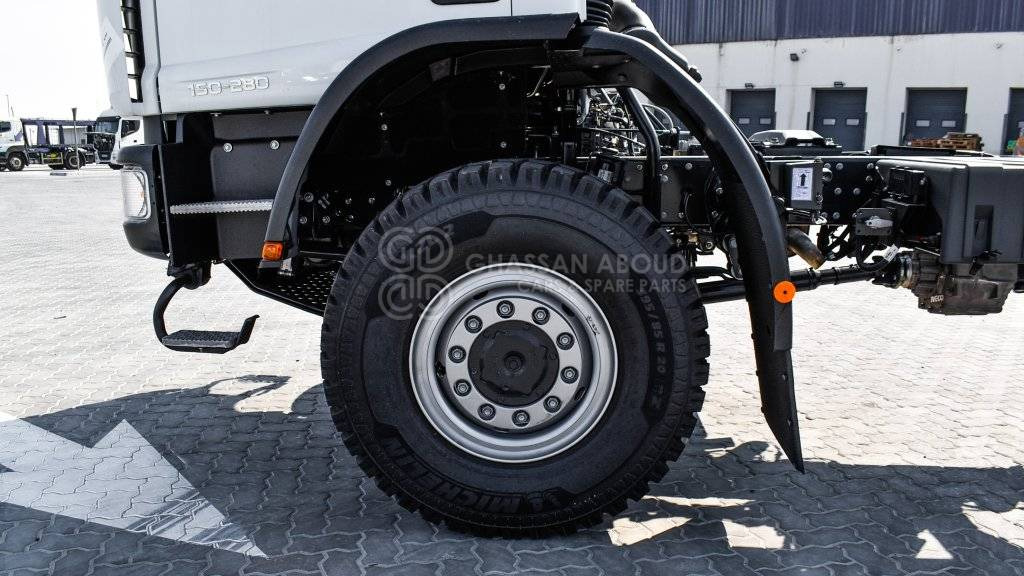 IVECO EUROCARGO ML150 Chassis 4×4, 15 Ton Approx. MY25 - Camião chassi: foto 5 IVECO EUROCARGO ML150 Chassis 4×4, 15 Ton Approx. MY25 - Camião chassi: foto 5