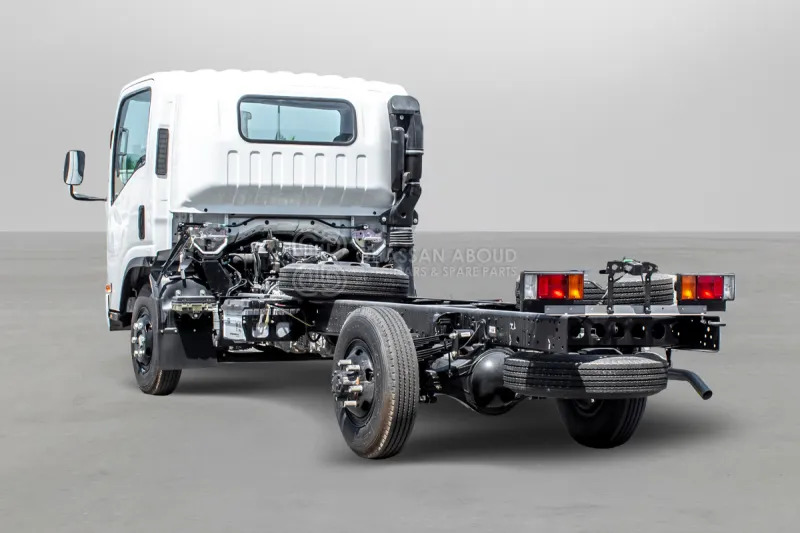 Isuzu NQR 75 4x2 Chassis - Camião chassi: foto 3 Isuzu NQR 75 4x2 Chassis - Camião chassi: foto 3