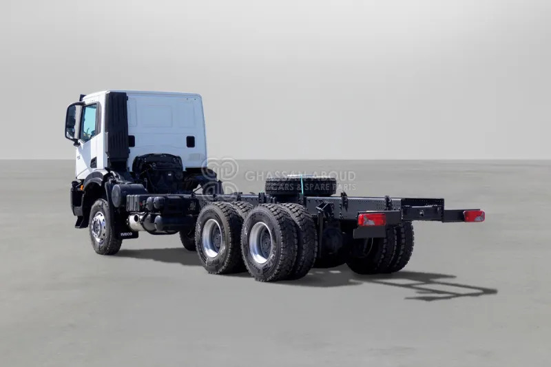 Iveco T-WAY AD380T47H 6X6 R22.5 Tyres Chassis - Camião chassi: foto 3 Iveco T-WAY AD380T47H 6X6 R22.5 Tyres Chassis - Camião chassi: foto 3