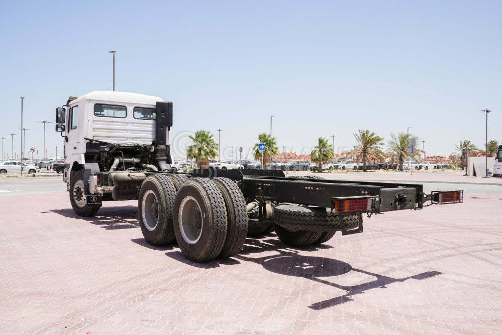 SHACMAN F3000 6×4 CHASSIS CAB MY25 Rigid Chassis Cab - Camião chassi: foto 5 SHACMAN F3000 6×4 CHASSIS CAB MY25 Rigid Chassis Cab - Camião chassi: foto 5