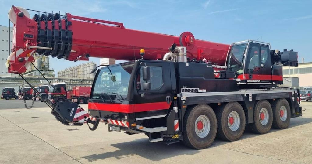 Liebherr LTM 1070-4.2 - Grua todo o terreno: foto 1 Liebherr LTM 1070-4.2 - Grua todo o terreno: foto 1