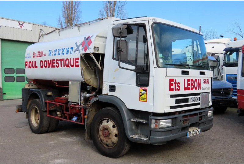 Iveco Eurocargo FUEL (DIESEL/PETROL) 8000 LITERS, COMP: 3500L,1000L, 3500L - Camião cisterna, Camião grua: foto 1 Iveco Eurocargo FUEL (DIESEL/PETROL) 8000 LITERS, COMP: 3500L,1000L, 3500L - Camião cisterna, Camião grua: foto 1