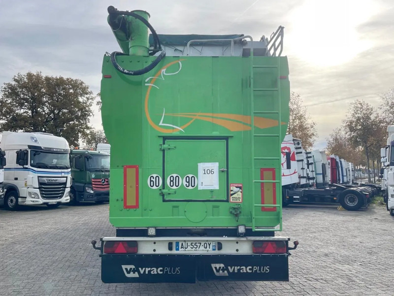 LEVEQUES TSCI, AUGER, HATZ diesel? 7 COMPARTMENTS. Great condition! - Semi-reboque cisterna: foto 2 LEVEQUES TSCI, AUGER, HATZ diesel? 7 COMPARTMENTS. Great condition! - Semi-reboque cisterna: foto 2