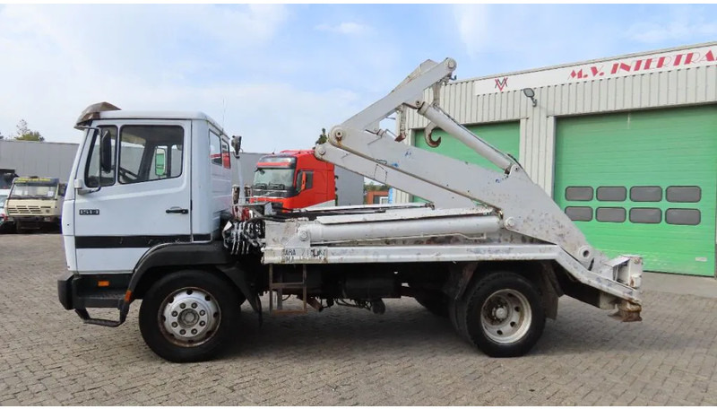 Mercedes-Benz 1514 Manual diesel pomp. Very clean - Camião com sistema de cabo: foto 4 Mercedes-Benz 1514 Manual diesel pomp. Very clean - Camião com sistema de cabo: foto 4