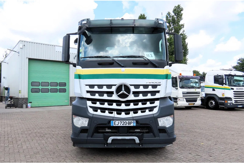 Mercedes-Benz Arocs 3245 8X4 SILO AUGER (FULL TRUCK IS FOR SALE) - Camião cisterna: foto 4 Mercedes-Benz Arocs 3245 8X4 SILO AUGER (FULL TRUCK IS FOR SALE) - Camião cisterna: foto 4