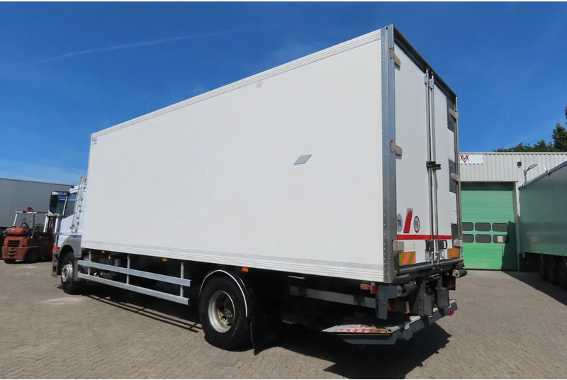 Mercedes-Benz Axor 1828 TK TS500, Lamberet. Very good condition - Camião frigorífico: foto 5 Mercedes-Benz Axor 1828 TK TS500, Lamberet. Very good condition - Camião frigorífico: foto 5