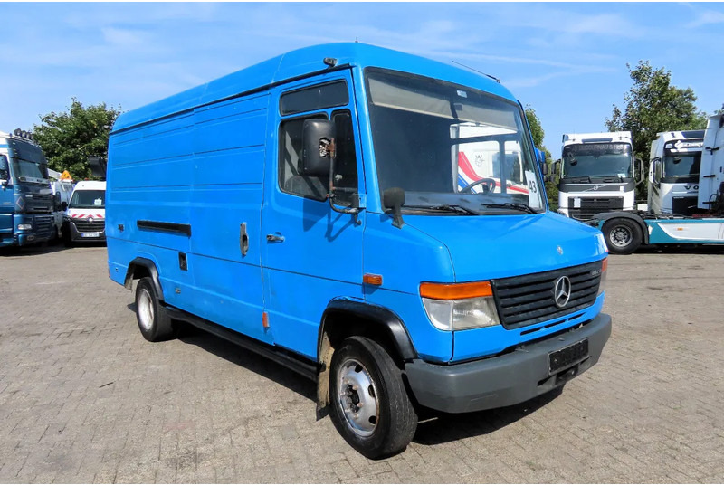 Mercedes-Benz Vario 812D - Furgão: foto 3 Mercedes-Benz Vario 812D - Furgão: foto 3