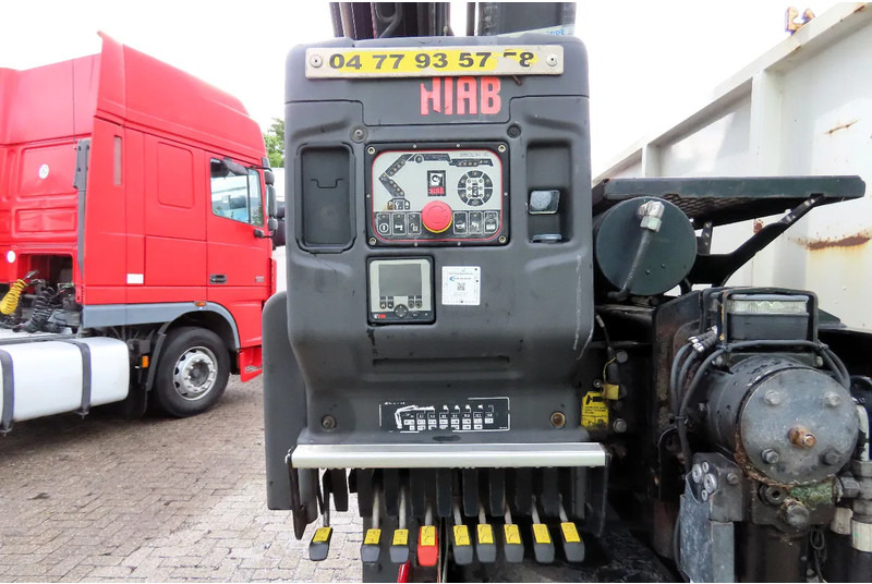 Renault C430 Bj 2018 HIAB X-HIDOU 18 8 , RETARDER, WHEELBASE 4.35M, NAVI - Camião grua: foto 3 Renault C430 Bj 2018 HIAB X-HIDOU 18 8 , RETARDER, WHEELBASE 4.35M, NAVI - Camião grua: foto 3