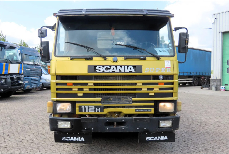 Scania 112 - 360 8x4, GREAT CONDITION! 100% VERY CLEAN - Camião basculante: foto 4 Scania 112 - 360 8x4, GREAT CONDITION! 100% VERY CLEAN - Camião basculante: foto 4