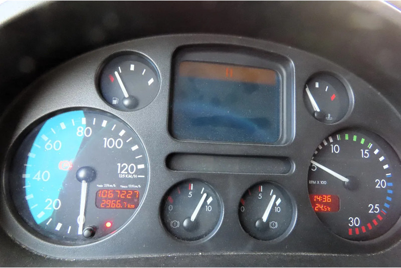 Tractor DAF 95.480 EURO 4, PTO, HYDRAULIC, 2X FUEL TANK: foto 14